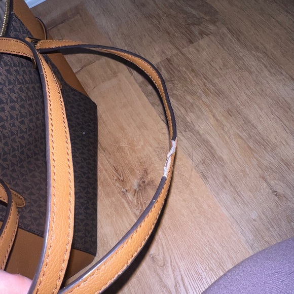 Michael kors Charlotte Large Logo and Leather Top-Zip Tote Bag - Picture 7 of 9